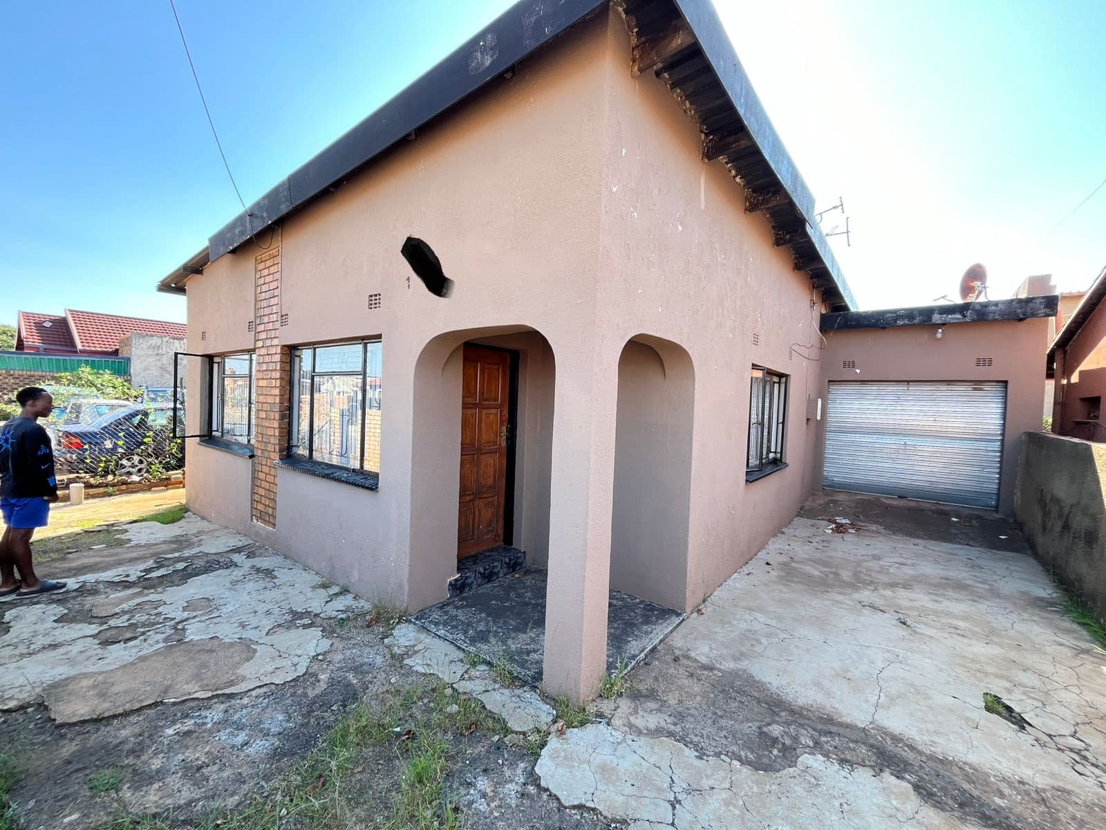 3 Bedroom House with Garage